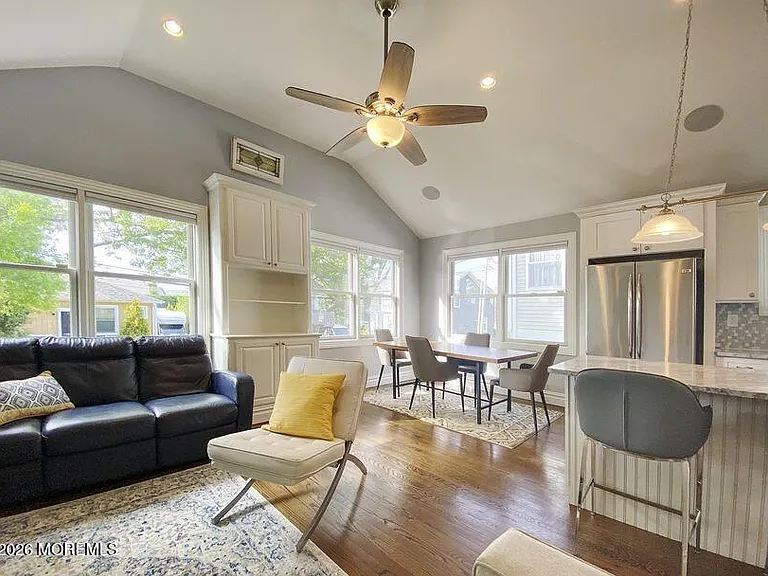 18 Meadowbrook Ave #A — Photo 4