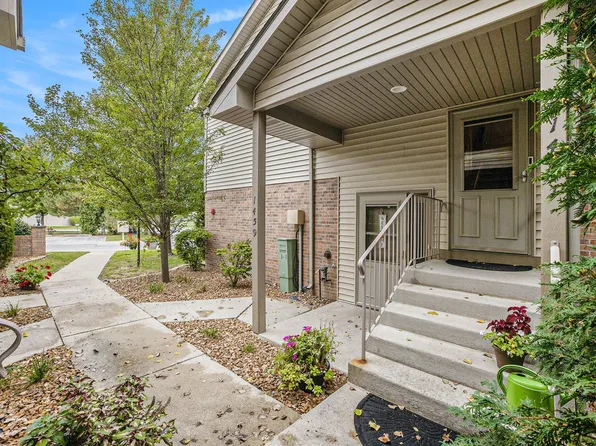1461 Janice Dr, Schererville, IN 46375