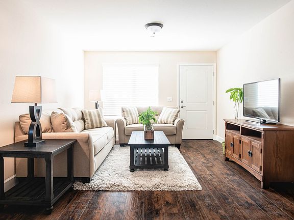 3rd image of 9405 Avenida Maria Unit 111