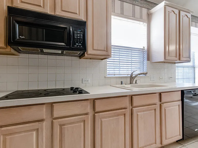4429 Burnhill Dr — Photo 11