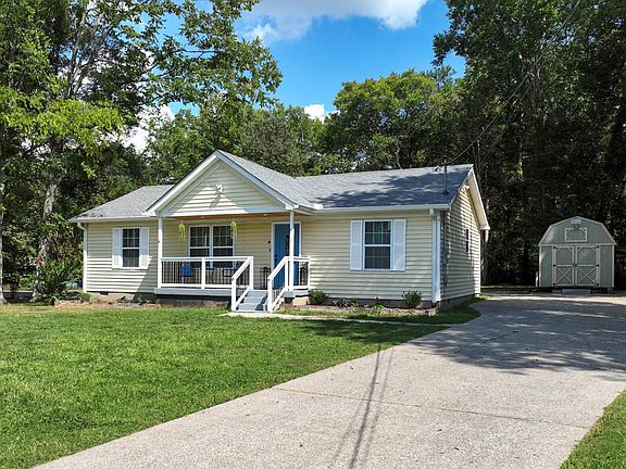 2nd image of 104 Rosswood Dr