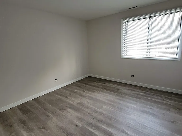 151 Pickwick Dr #A — Photo 5
