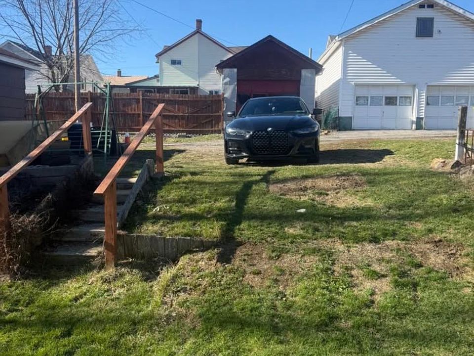 1st image of 1247 3rd St #1247