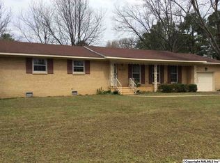 602 Holland Dr SW, Decatur, AL 35601