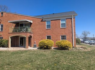 Chateau Riviera, Salem, VA 24153