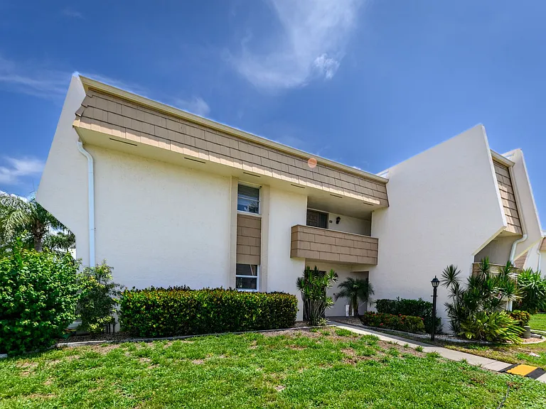 1080 Bal Harbor Blvd #3C — Photo 30