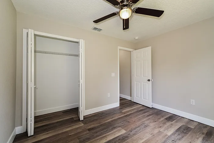 2897 Grayton St — Photo 13