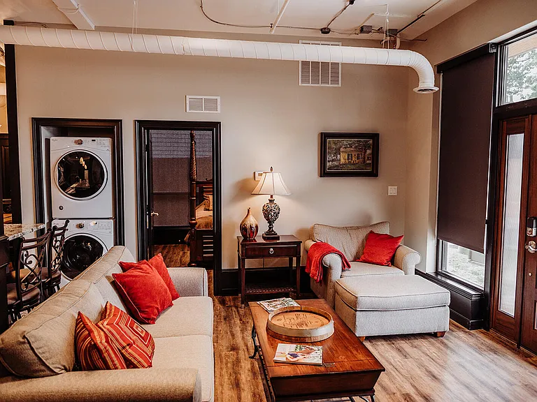 275 S Limestone St #115 — Photo 13