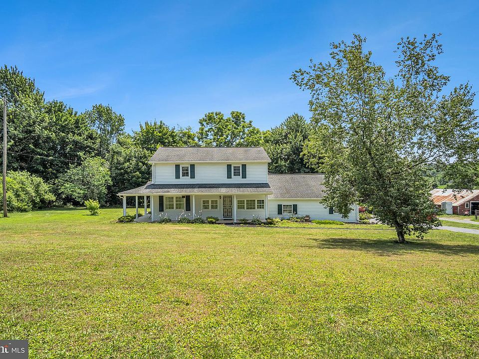 1st image of 223 Peach Glen Rd