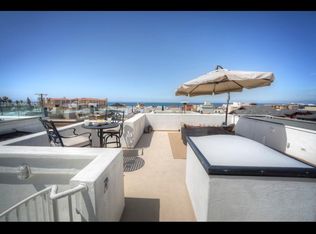 138 1st Ct, Hermosa Beach, CA 90254
