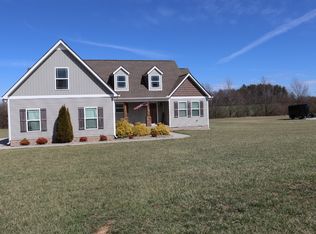 474 Richland Farms Dr, Manchester, TN 37355