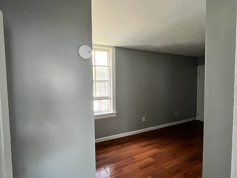 414 W Court St #2 — Photo 11