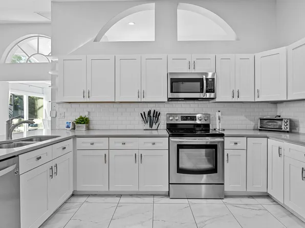 11356 Coralwood Court, Wellington, FL 33414