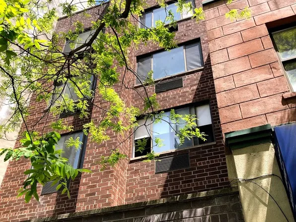 239 E 10th St APT 4B, New York, NY 10003