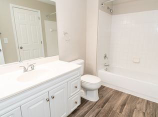 1 Avalon Dr #4783944, Milford, CT 06460