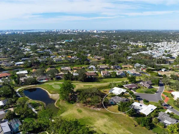 3212 Pine Valley Dr, Sarasota, FL 34239