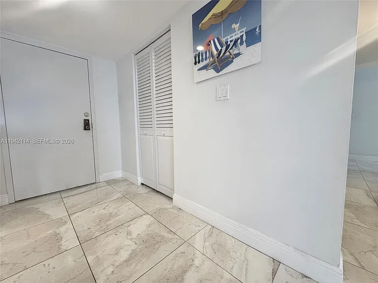 3800 S Ocean Dr #519 — Photo 24