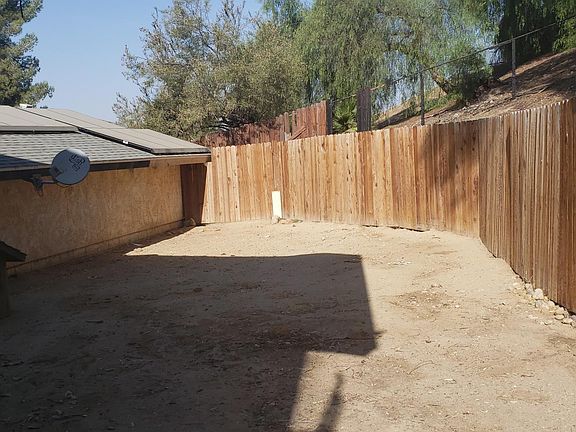 Back yard new fencing