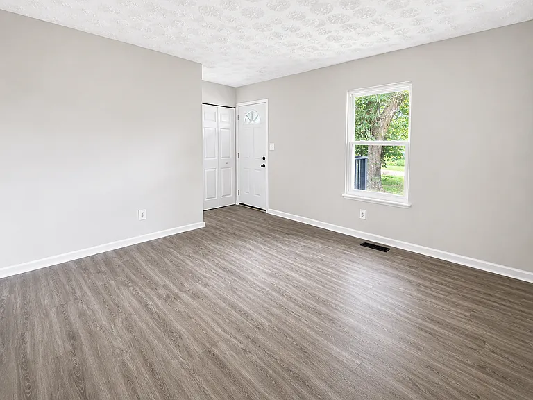 3004 Weirton Dr — Photo 10