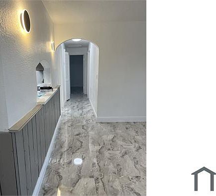 4th image of 4119 SW 49th St #1