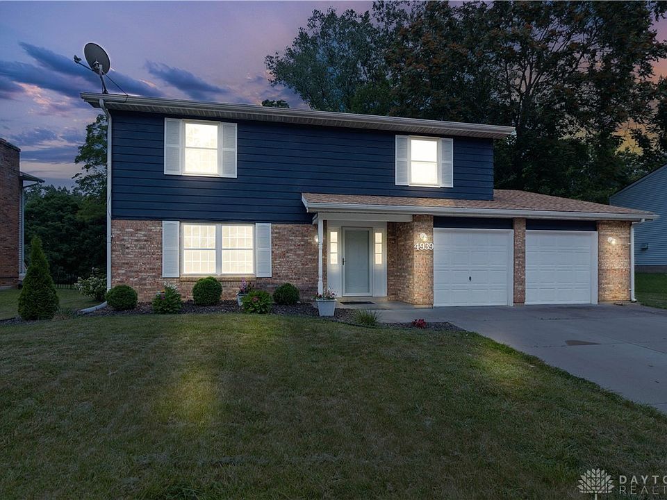 1st image of 4939 Strathaven Dr