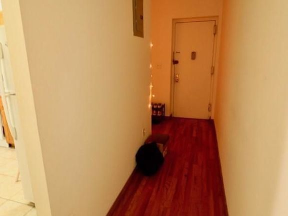 5th image of 292 W 92nd St APT 4A
