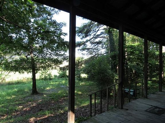 5th image of 7562 Blue Springs Pkwy