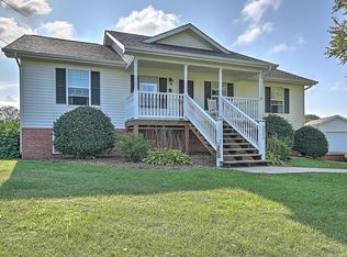321 Mockingbird Pl, Jonesborough, TN 37659