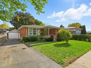 943 Winterhalt Ave, Cambridge, ON N3H4J7