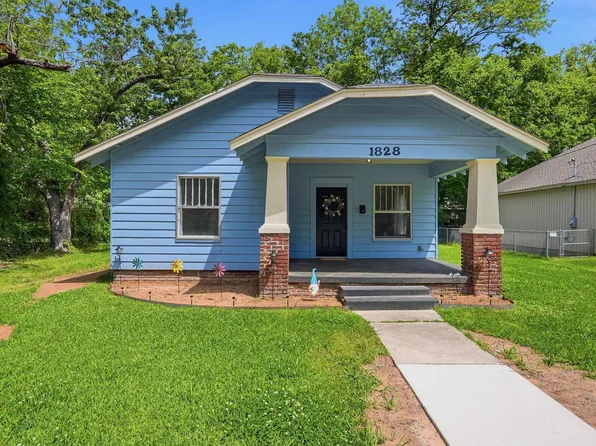 1828 Johnston Ave, Conway, AR 72034