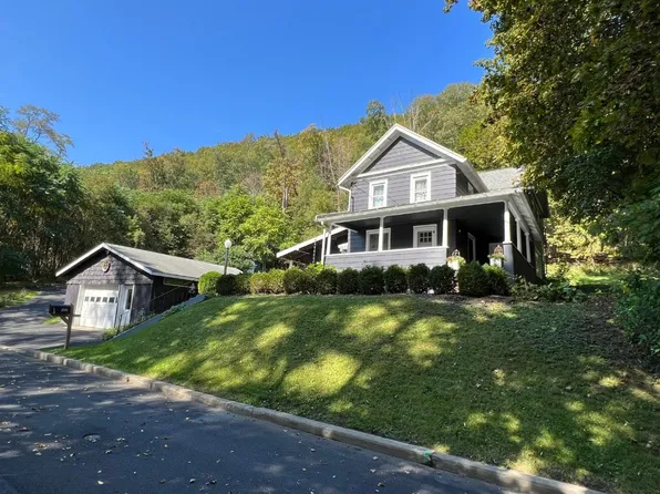 209 Prospect St, Owego, NY 13827