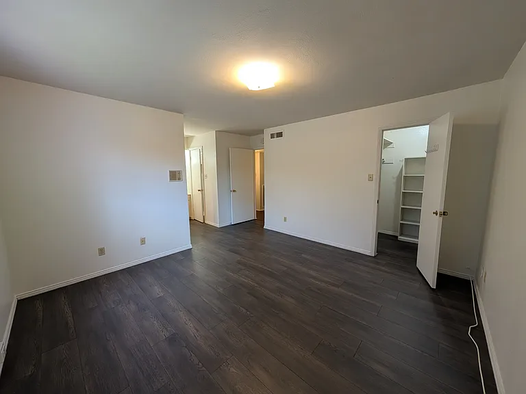 4715 Skillman St #A — Photo 16