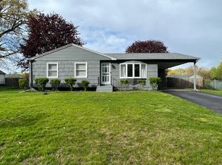 48 Dunn St, Chicopee, MA 01020