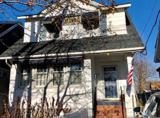 809 Arden Ave, Staten Island, NY 10312