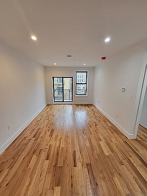 2nd image of 195 Herzl St