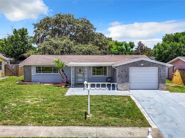 5109 Billings Dr, Holiday, FL 34690