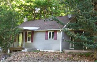 553 Rock Hollow Rd, Birdsboro, PA 19508