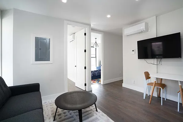 Rented by Avenues Real Estate | media 3