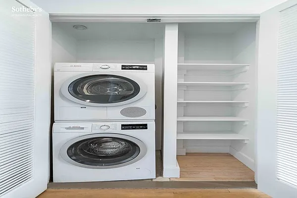 Rented by Sotheby's International Realty | media 10