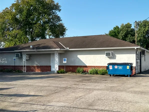 6122 Jessamine St, Houston, TX 77081