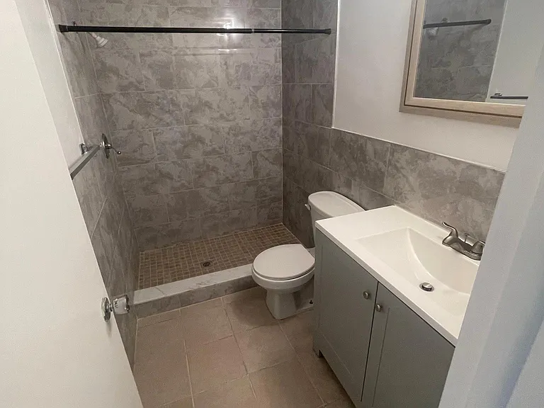 6062 22nd Ave N #3 — Photo 7