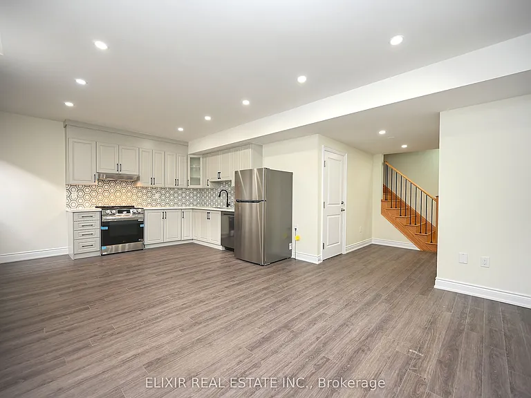 46 Mevira Gdns #LOWER LEVEL — Photo 8