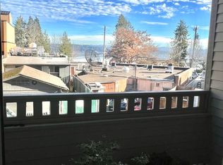 1922 42nd Ave E UNIT 25, Seattle, WA 98112