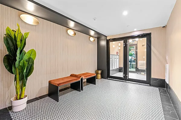 Rented by Leasing Management LLC | media 17