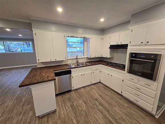 2nd image of 233 Roma Dr
