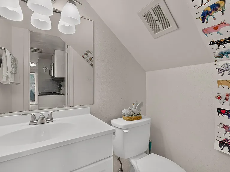 2613 Ektom Dr #C — Photo 15