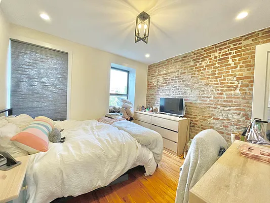 Rented by Doorway NYC, LLC | media 16