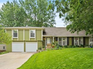 11009 W 100th Ter, Overland Park, KS 66214