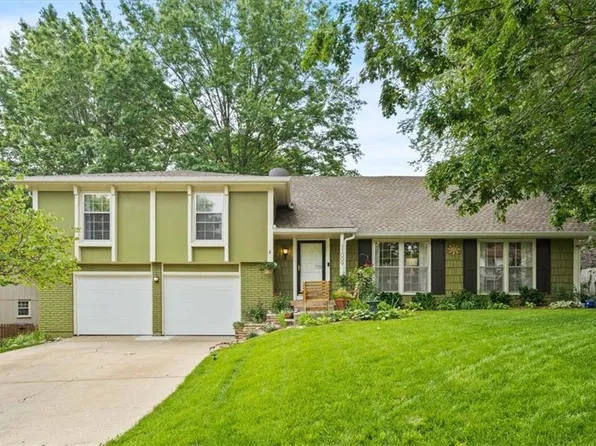 11009 W 100th Ter, Overland Park, KS 66214