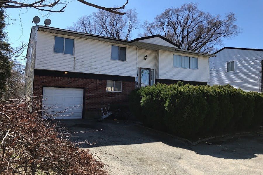 841 Woodfield Rd, West Hempstead, NY 11552 Zillow